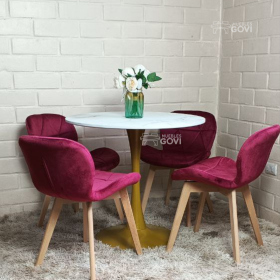 Comedor Mesa Tulip Gold + Sillas Velvet