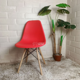 Comedor Apamate Mesa Cross y Silas Eames
