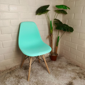 Comedor Apamate Mesa Cross y Silas Eames