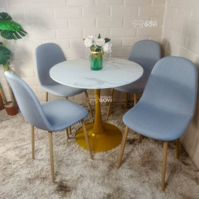 Comedor Morichal: Mesa Tulip Gold + Sillas Scoop