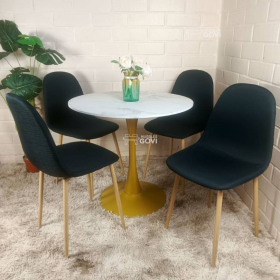 Comedor Morichal: Mesa Tulip Gold + Sillas Scoop