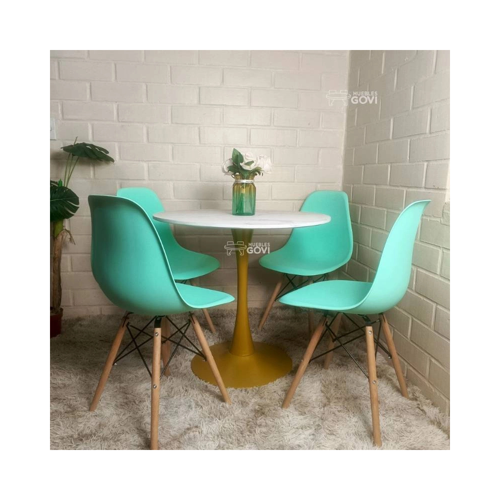 Comedor Unare: Mesa Tulip Gold + Sillas Eames