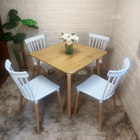 Comedor Sofia Mesa Cuadrada 80x80cm y Sillas Windsor