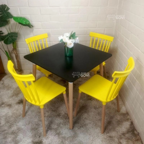 Comedor Sofia Mesa Cuadrada 80x80cm y Sillas Windsor