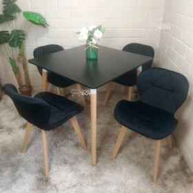 Comedor Perijá con Mesa Cuadrada MDF + Sillas Radar Velvet Tapizadas en Felpa