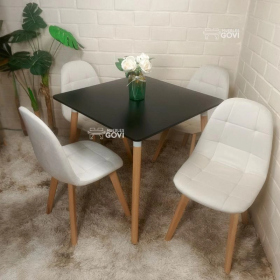 Comedor Urao con Mesa Cuadrada MDF 80x80 cm + Sillas Capitone Tapizadas en Felpa