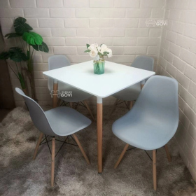 Comedor Merida Mesa Cuadrada 80x80cm  y Sillas Eames