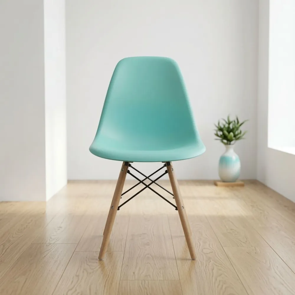 Silla Eames DSW Polipropileno Patas de Madera Haya · Silla Eames