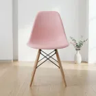 Silla Eames DSW Polipropileno Patas de Madera Haya · Silla Eames