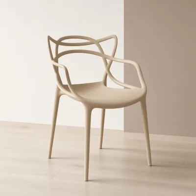 Silla Master Polipropileno Apilable Interior Exterior
