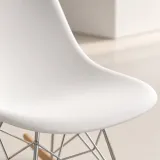 Silla Mecedora Eames Lactancia Haya Alemana