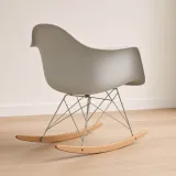 Silla Mecedora Eames con Brazos Lactancia Haya Alemana