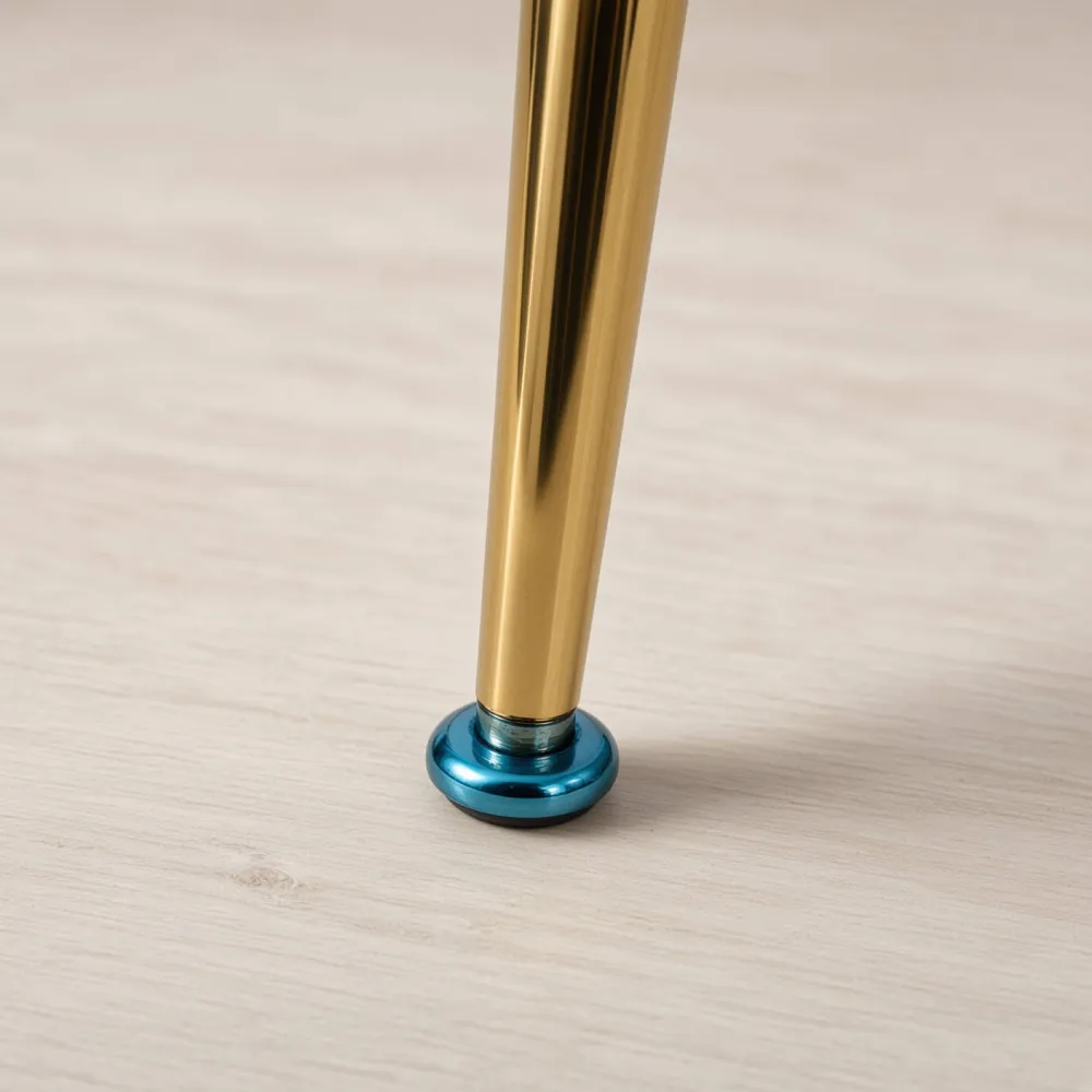 Silla Sitial Diamante Terciopelo con Brazos Patas Doradas
