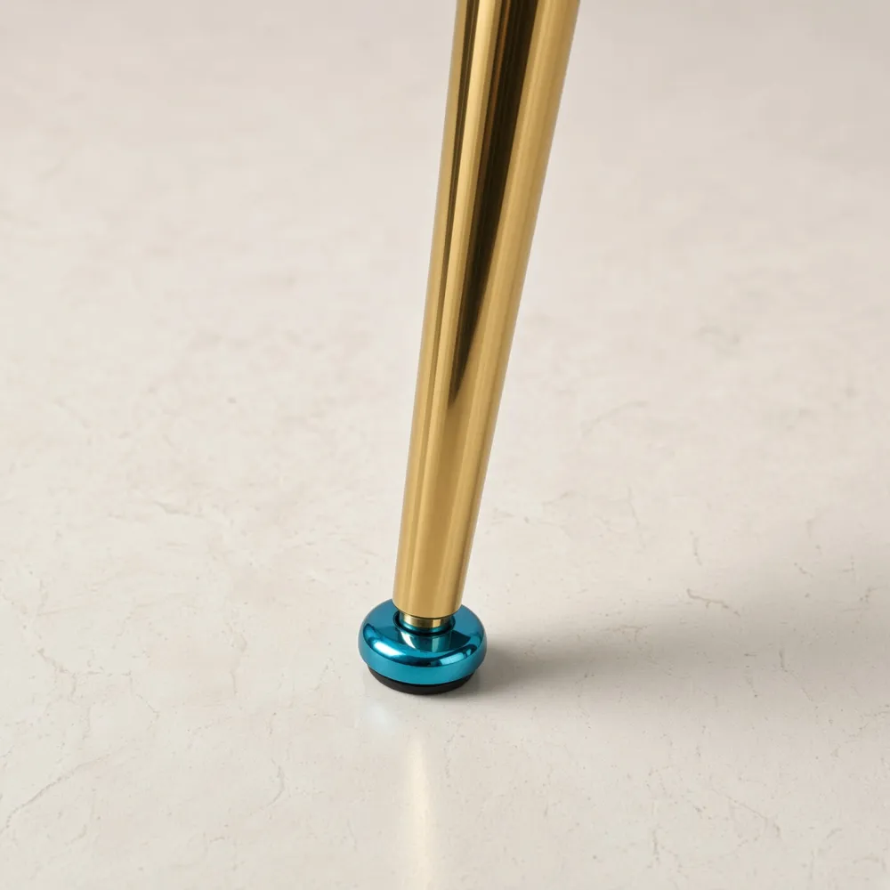 Silla Sitial Diamante Terciopelo con Brazos Patas Doradas