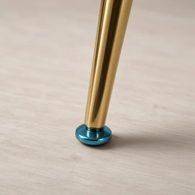 Silla Sitial Diamante Terciopelo con Brazos Patas Doradas
