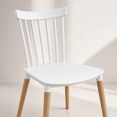 Silla Windsor Polipropileno Patas de Madera Haya Alemana
