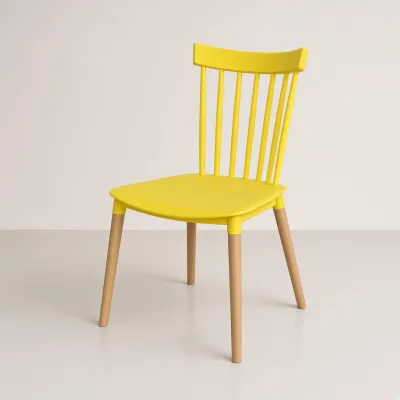 Silla Windsor Polipropileno Patas de Madera Haya Alemana