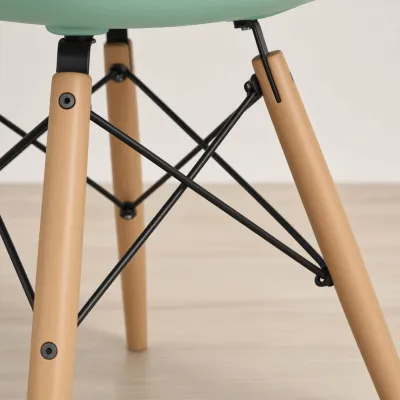Comedor Mesa Redonda Vidrio 100cm 4 Sillas Eames Polipropileno
