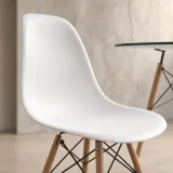 Comedor Mesa Redonda Vidrio 100cm 4 Sillas Eames Polipropileno