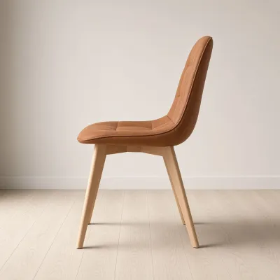 Silla Capitoné Ecocuero Vintage Patas de Madera de Haya