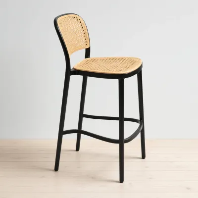 Taburete Piso de Bar Delta 66 cm Negro Asiento y Respaldo Efecto Ratán