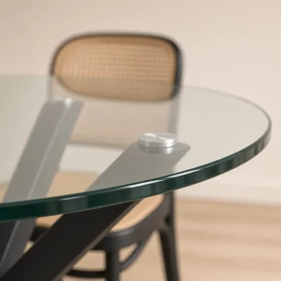 Comedor Redondo Vidrio Cross 100cm Patas Negras 4 Sillas Lombardía Efecto Ratán