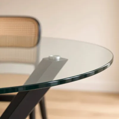 Comedor Redondo Vidrio Cross 120cm Patas Negras 6 Sillas Lombardía Efecto Ratán